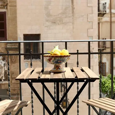 Garibaldi בית הארחה 4*