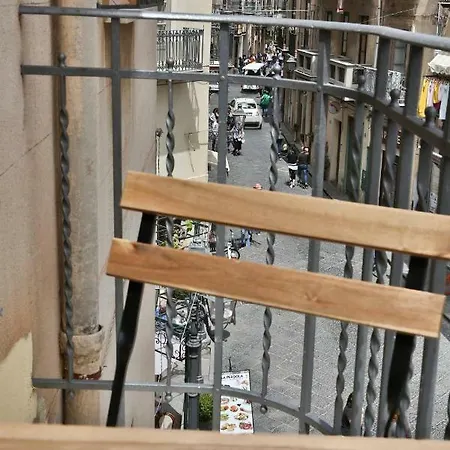 加里波第住宿加早餐旅馆 3* 切法卢