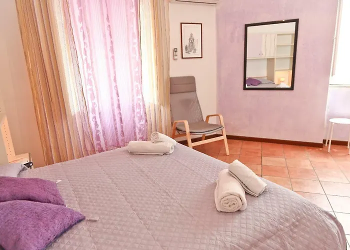 Konukevi Garibaldi Cefalù