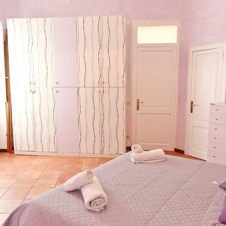 Guest house Garibaldi 4*