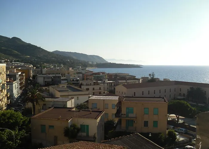 Πανσιόν Garibaldi 4*