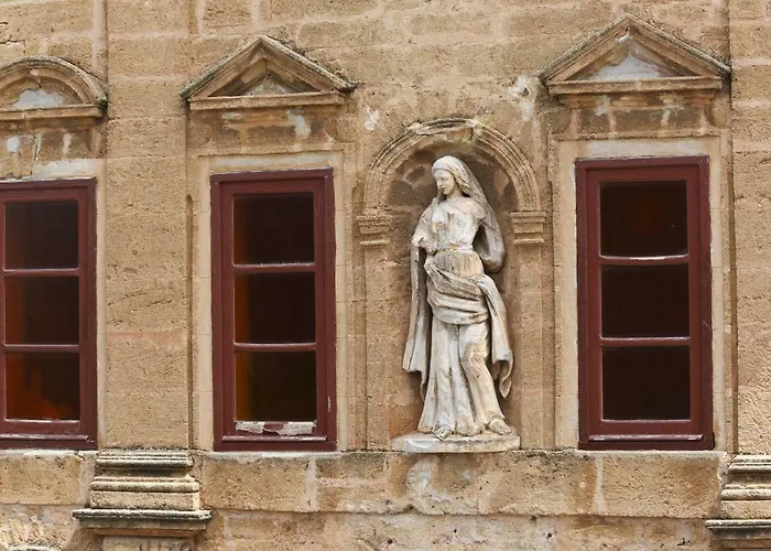 Garibaldi Πανσιόν 4*