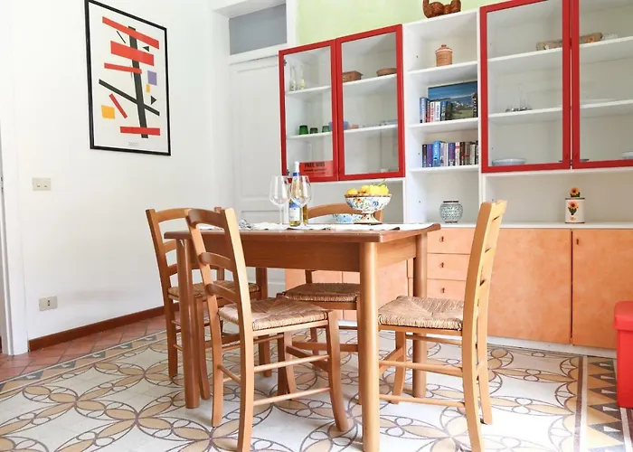 Garibaldi Πανσιόν 4*